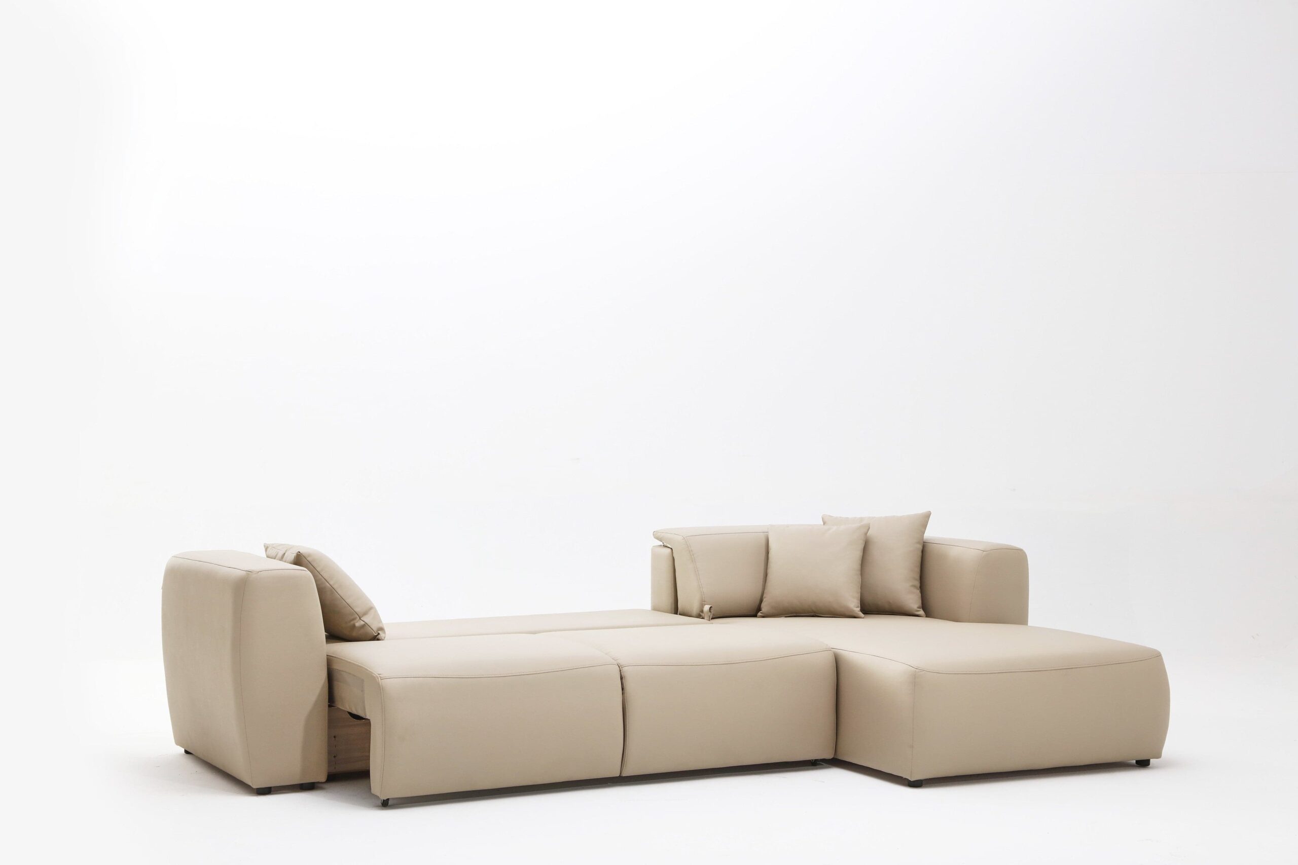 PICASSO_20SECTIONAL-SANTA_20GLORY_20CREAM-PU_20_287_29-4K-1